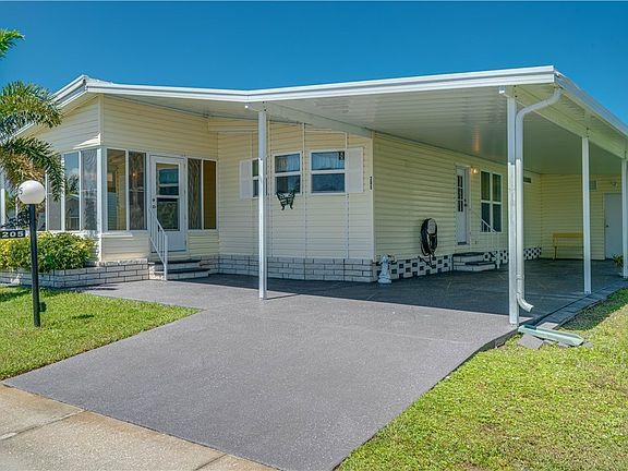 4th image of 205 Sun Dr