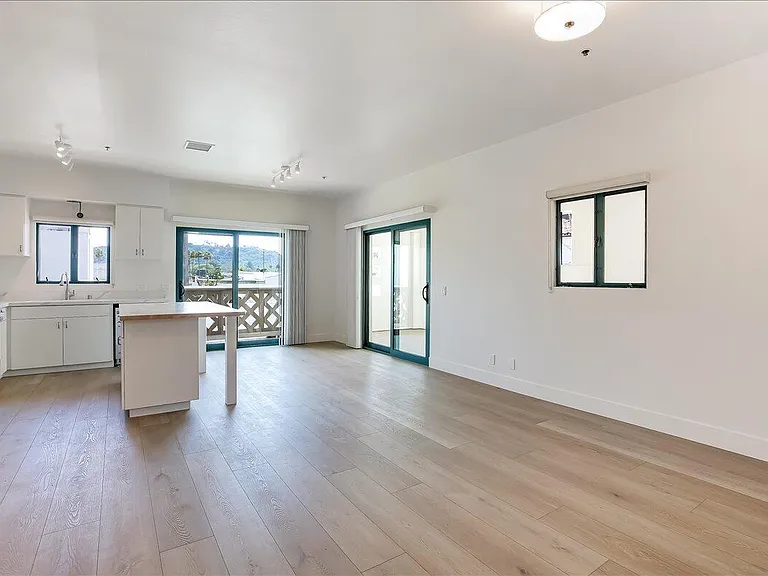 602 Anacapa St #A — Photo 1
