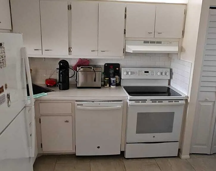 4501 NE 21st Ave #406 — Photo 3
