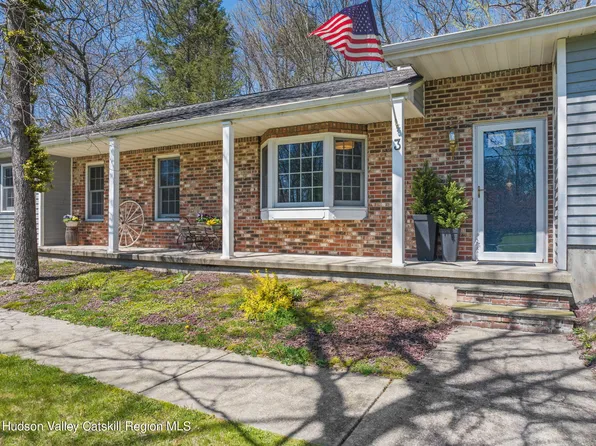 3 Romney Way, Cottekill, NY 12419