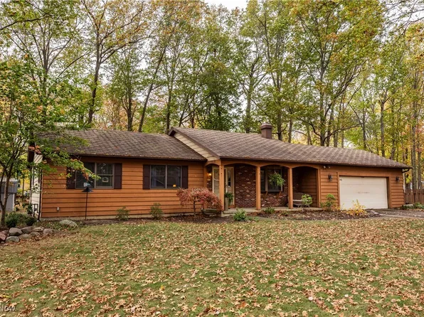 146 Fredericksburg Dr, Avon Lake, OH 44012