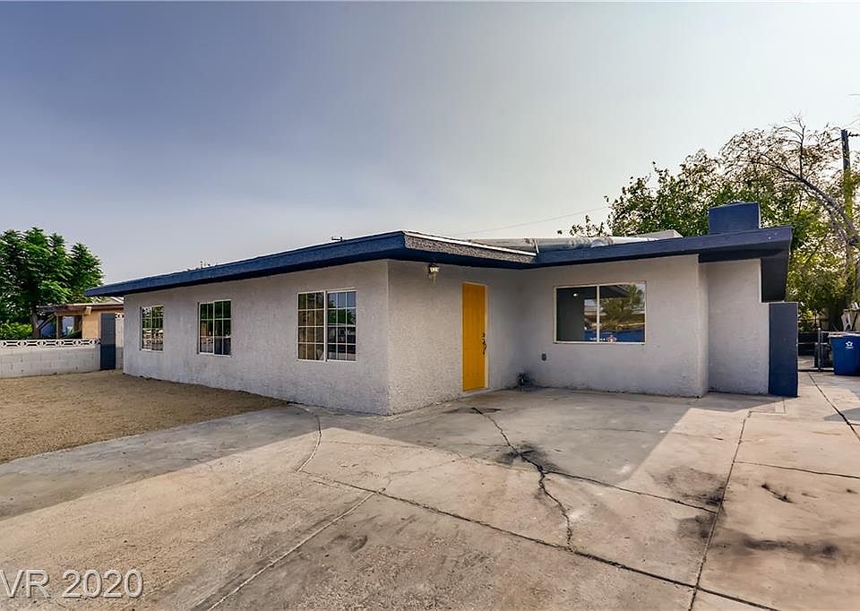1st image of 2820 Howard Dr