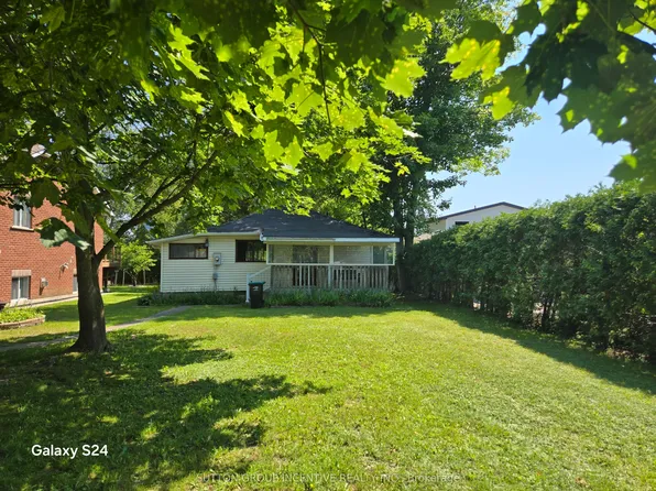 1737 Saint Johns Rd, Innisfil, ON L9S 1S9