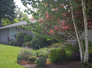 922 Forrester Way, Eugene, OR 97401