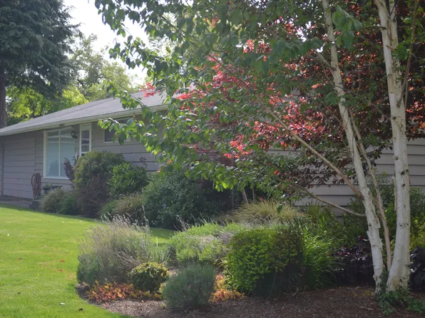 922 Forrester Way, Eugene, OR 97401