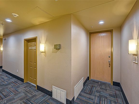 5th image of 79 Agate Ave #308