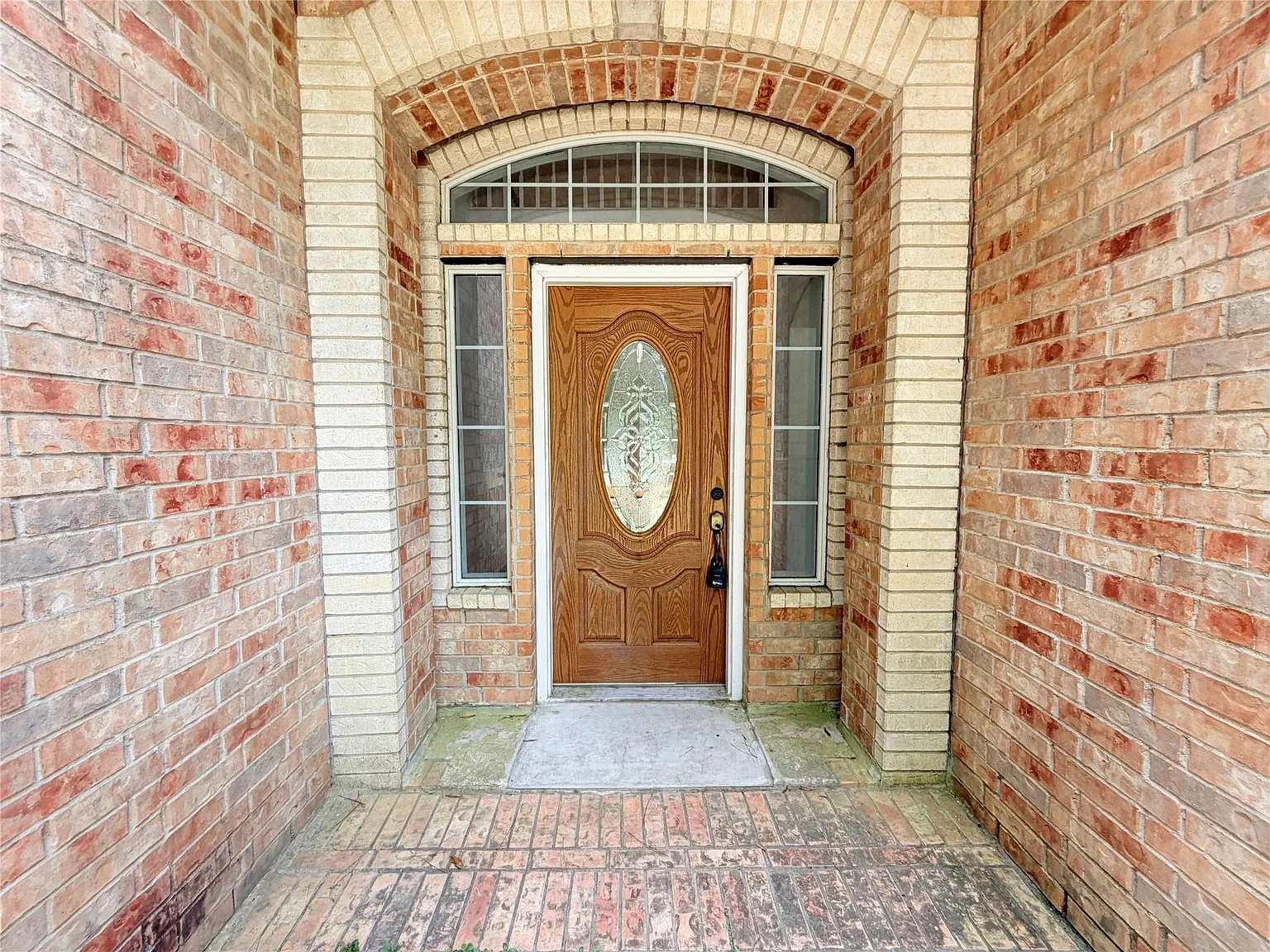 5 bed, 4.5 bath, 3580 sqft, $3,500 — Photo 2