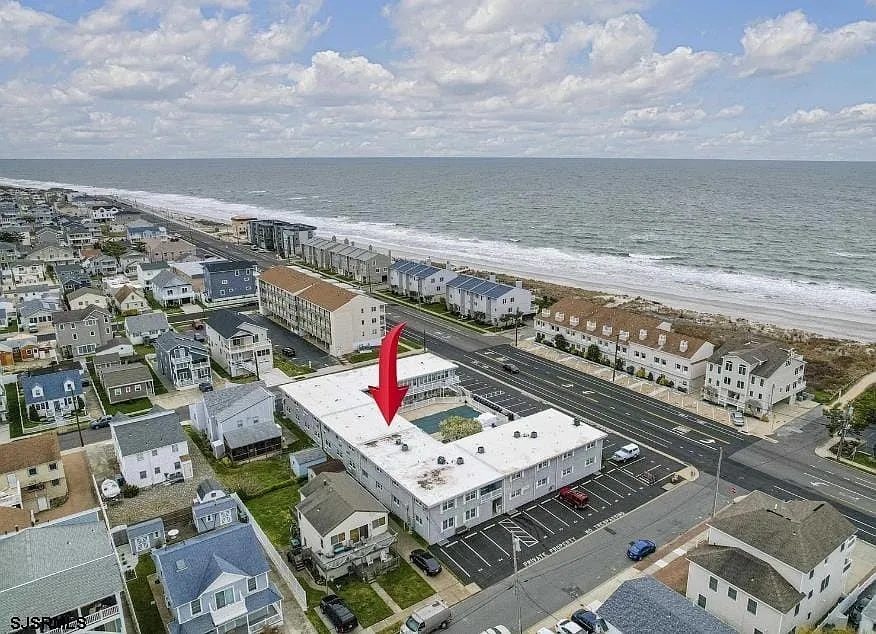 413 E Brigantine Ave #28
