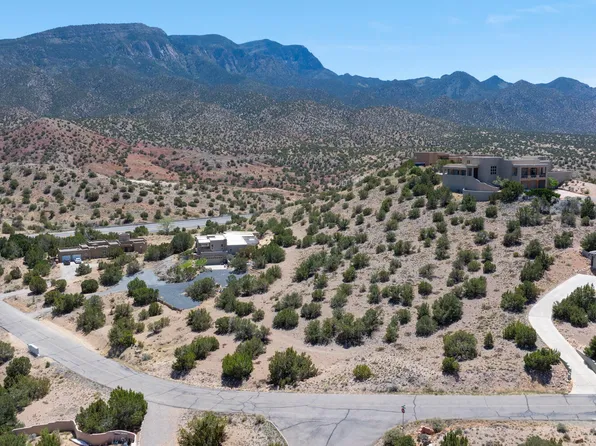 10 Vista De Oro, Placitas, NM 87043