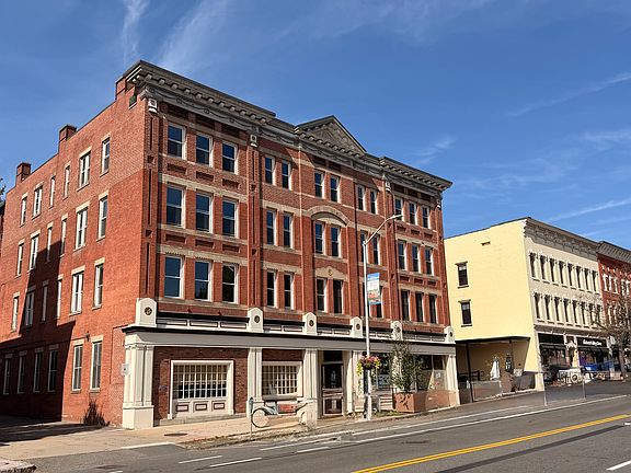 2nd image of 69 S Pleasant St APT 7