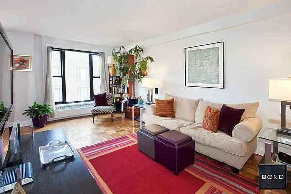 Sold by Bond New York | media 55