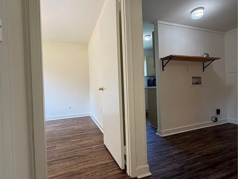 2835 Cherokee Rd — Photo 16