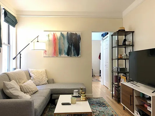 Rented by Bold New York | media 34