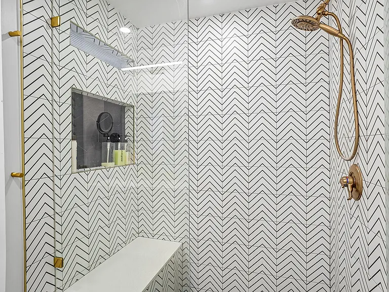 1701 Clinton St #210 — Photo 33