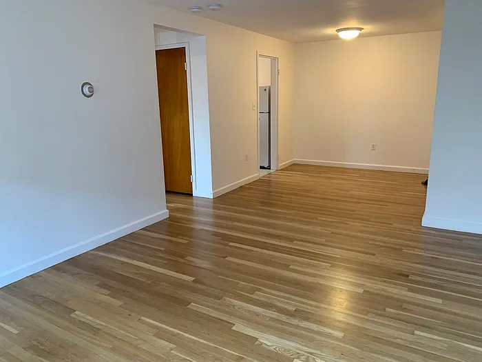 6 Harris Cir #3 — Photo 5