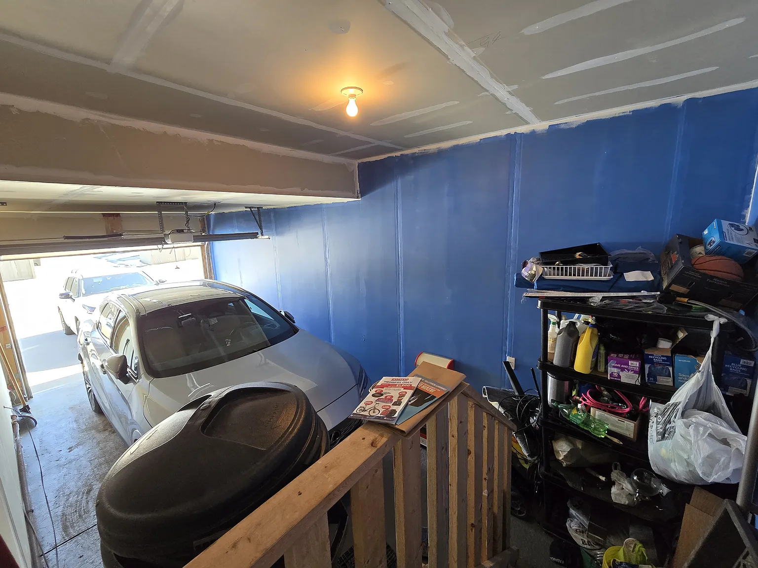 2622 16 Street — Photo 2