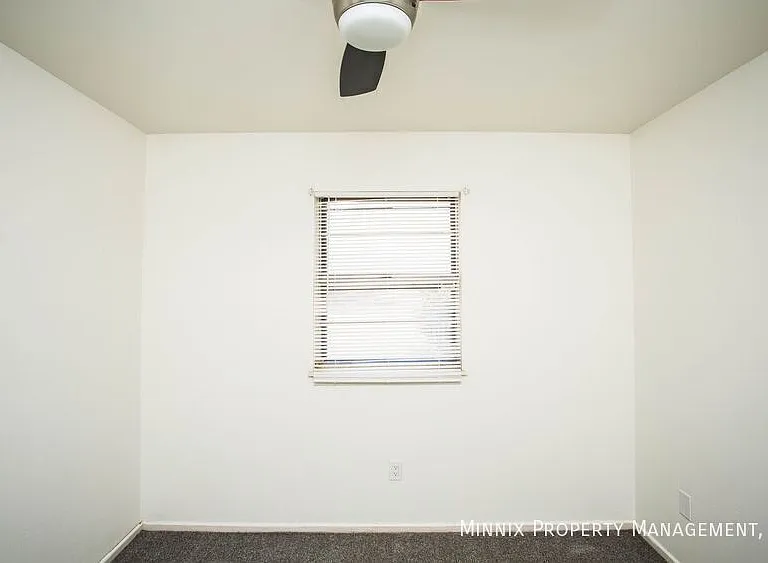 4628 Kemper St — Photo 12