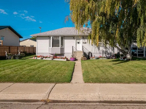 107 E 9th St N, Vauxhall, AB T0K 2K0