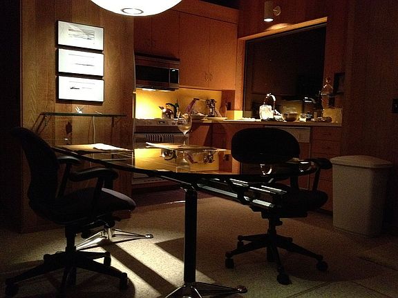 Kitchen & Dining Area