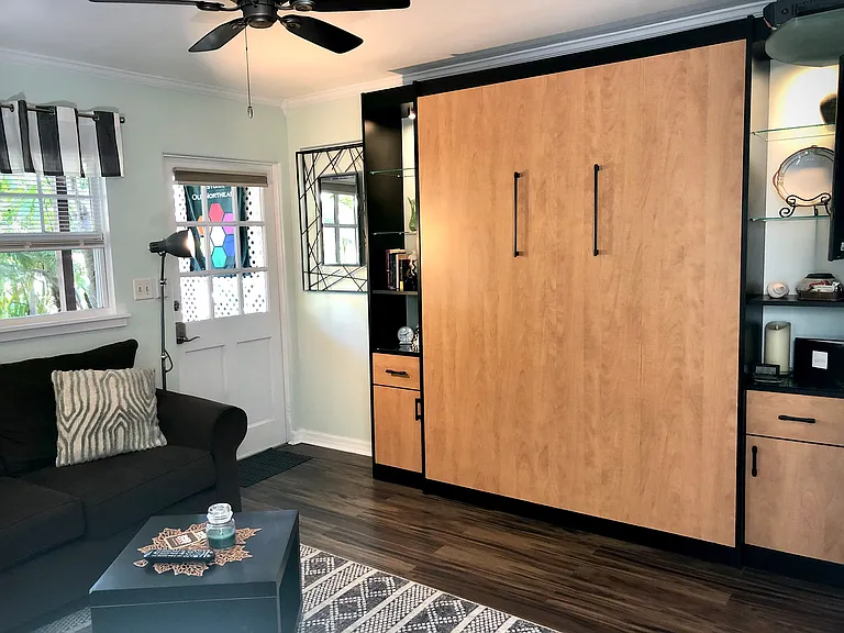208 10th Ave N #210 — Photo 4