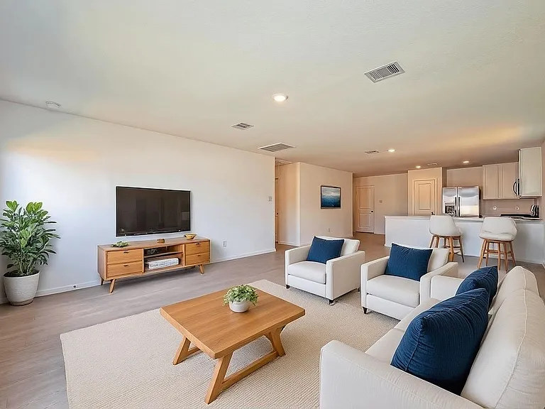 18675 Scopello Dr — Photo 3