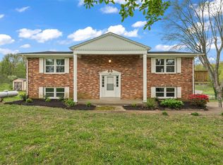 5041 Ridgeview Dr, Bowling Green, KY 42101