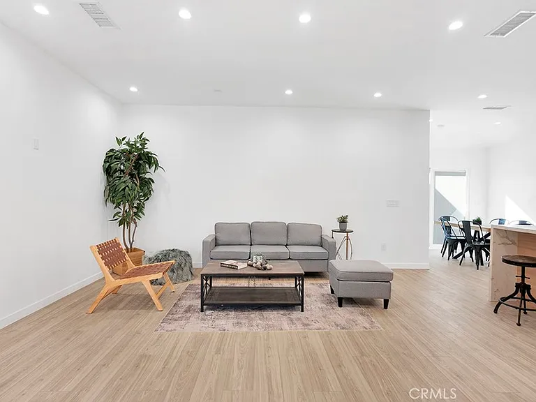 14868 Envoy St — Photo 3