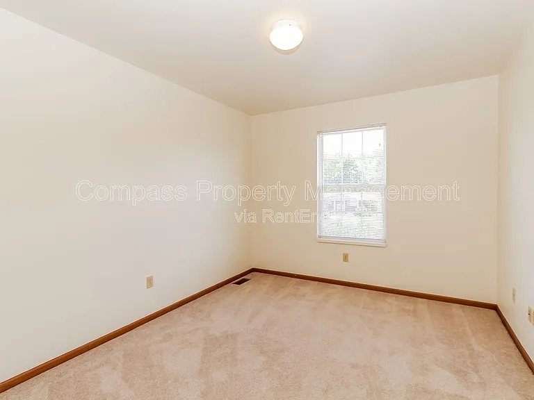 Hightree Townhomes — Photo 29