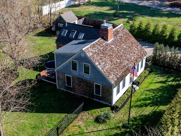 153 Wapping Rd, Kingston, MA 02364