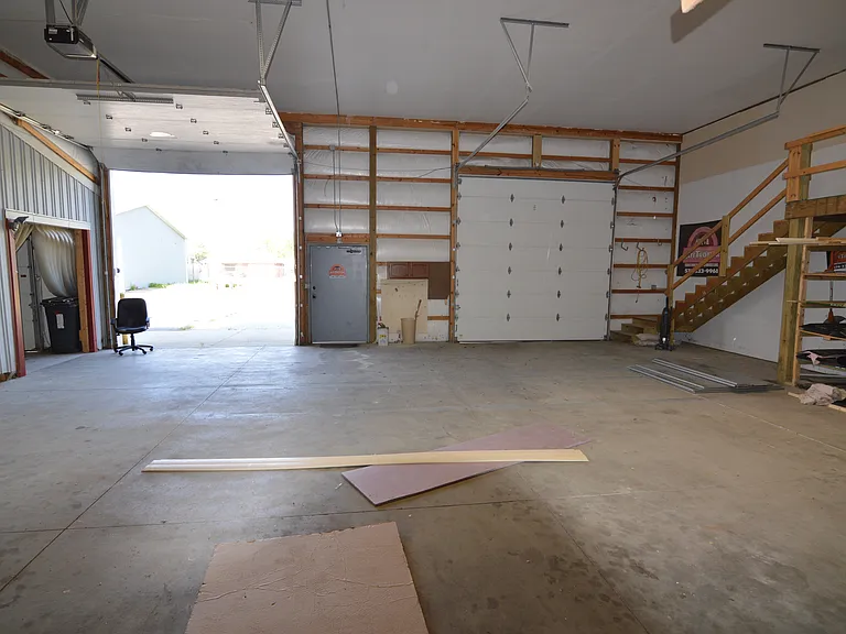 1640 E Bristol St — Photo 5