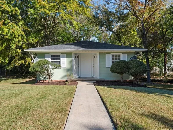 916-918 Harris St, Burlington, NC 27217