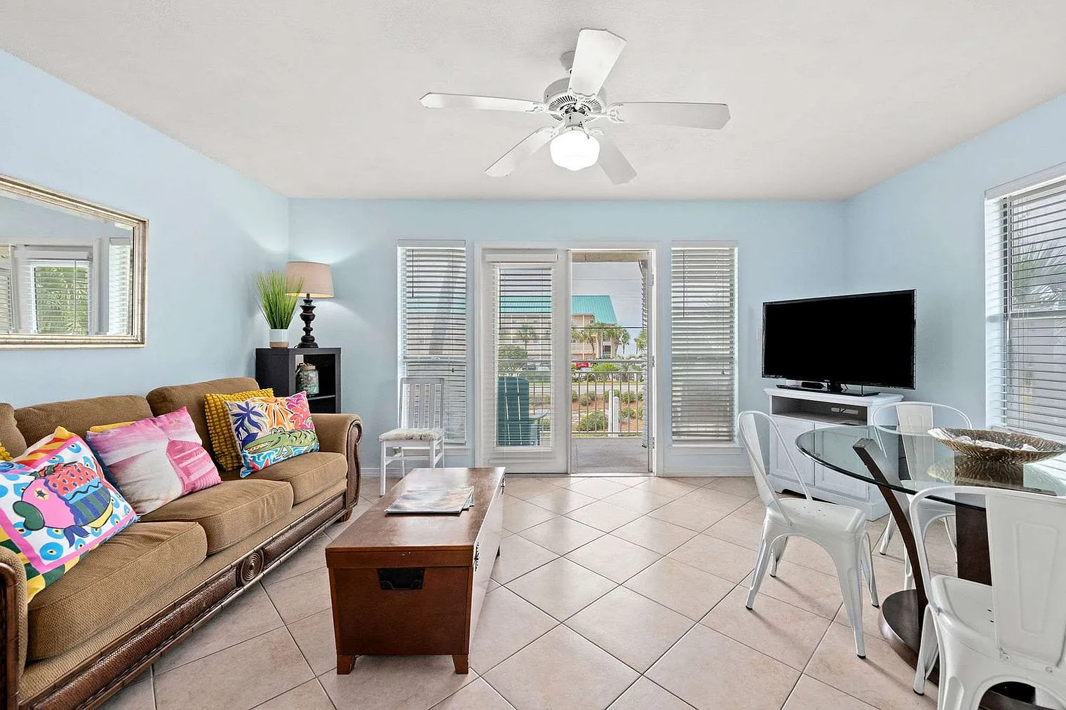 1 bed, 1.0 bath, 602 sqft, $2,371 — Photo 4