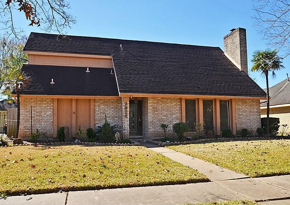 1st image of 2822 Green Fields Dr