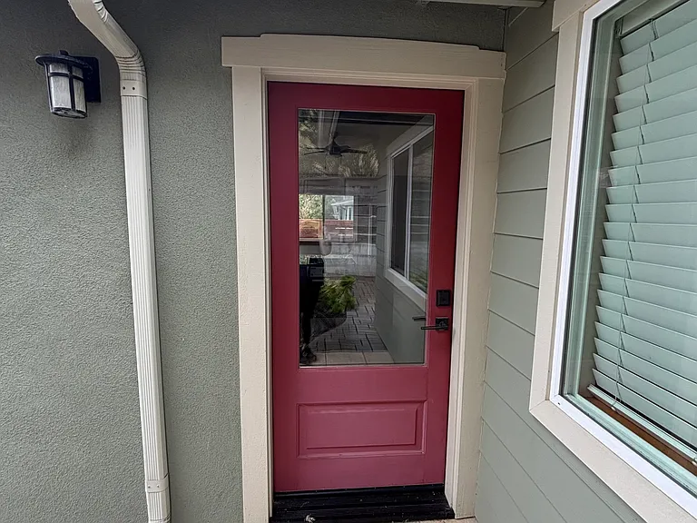 529 Hacienda Dr — Photo 11