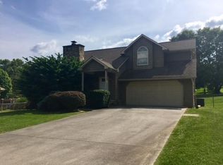 1208 Hoss Rd, Powell, TN 37849