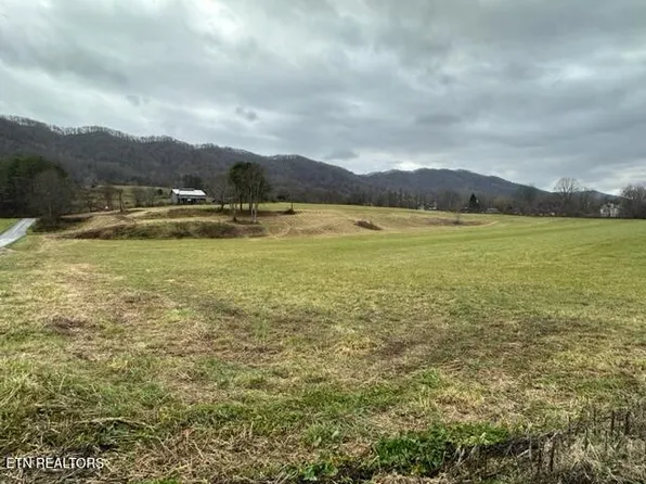 186 Blair Rd, Dryden, VA 24243