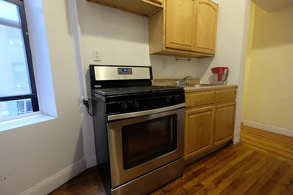 Rented by Skyward | media 26