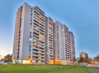 2550 Pharmacy Ave #706, Toronto, ON M1W 1H9