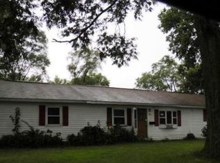 315 5th Ave, Camanche, IA 52730