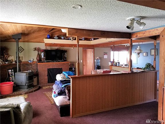 4th image of 4432 Meridian Ave N