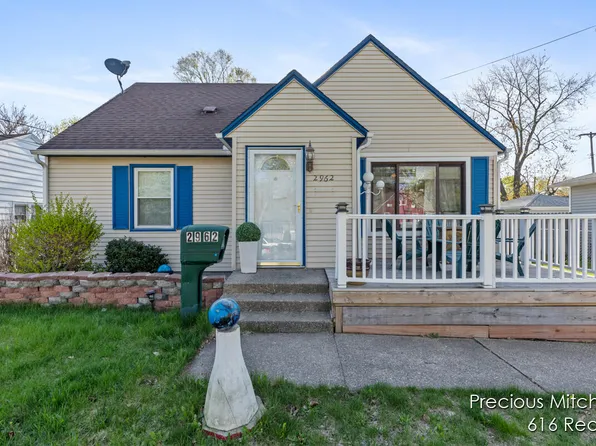 2962 Woodward Ave SW, Wyoming, MI 49509
