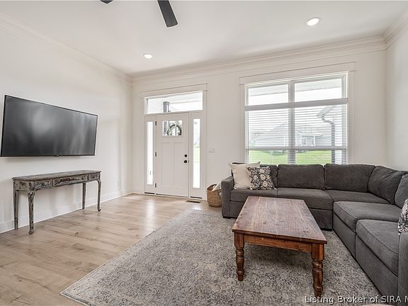 4th image of 6019 Crestview Lane