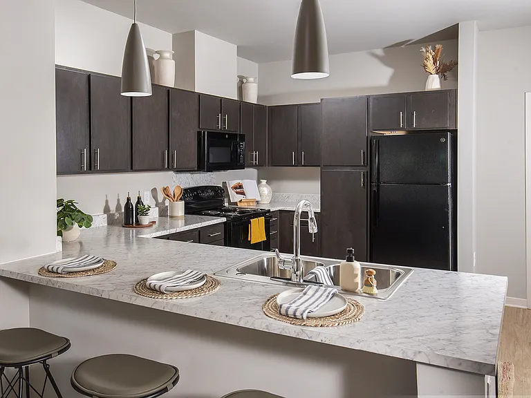 Middle Creek Lofts — Photo 8