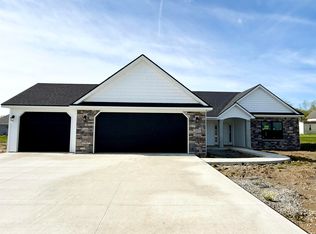 2313 Chandler Way, Auburn, IN