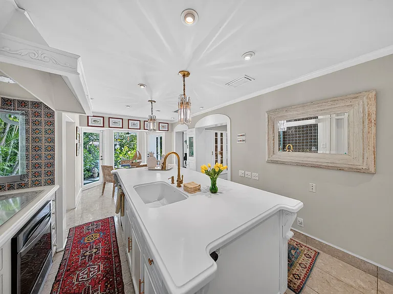 714 S Atlantic Dr — Photo 15