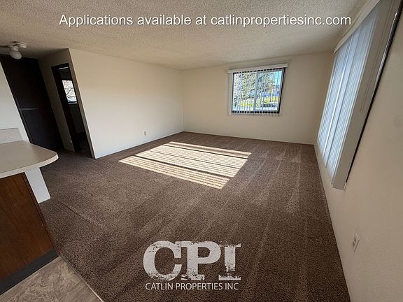 2nd image of 917 Cedar St APT 15