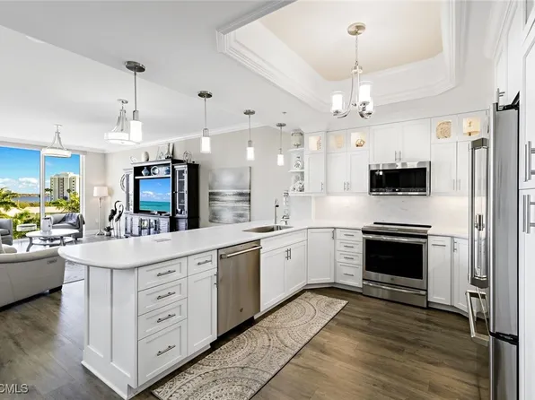 3426 Hancock Bridge Pkwy APT 503, North Fort Myers, FL 33903