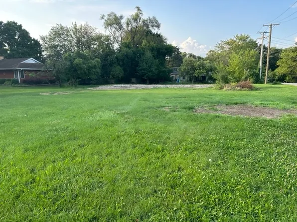 1133 Parkview Dr, Elgin, IL 60123