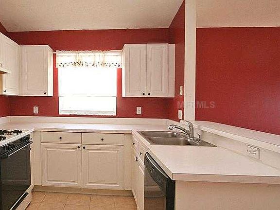 2nd image of 15903 Autumn Glen Ave