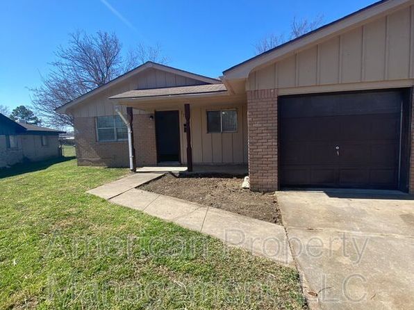 1598 S 67th East Ave